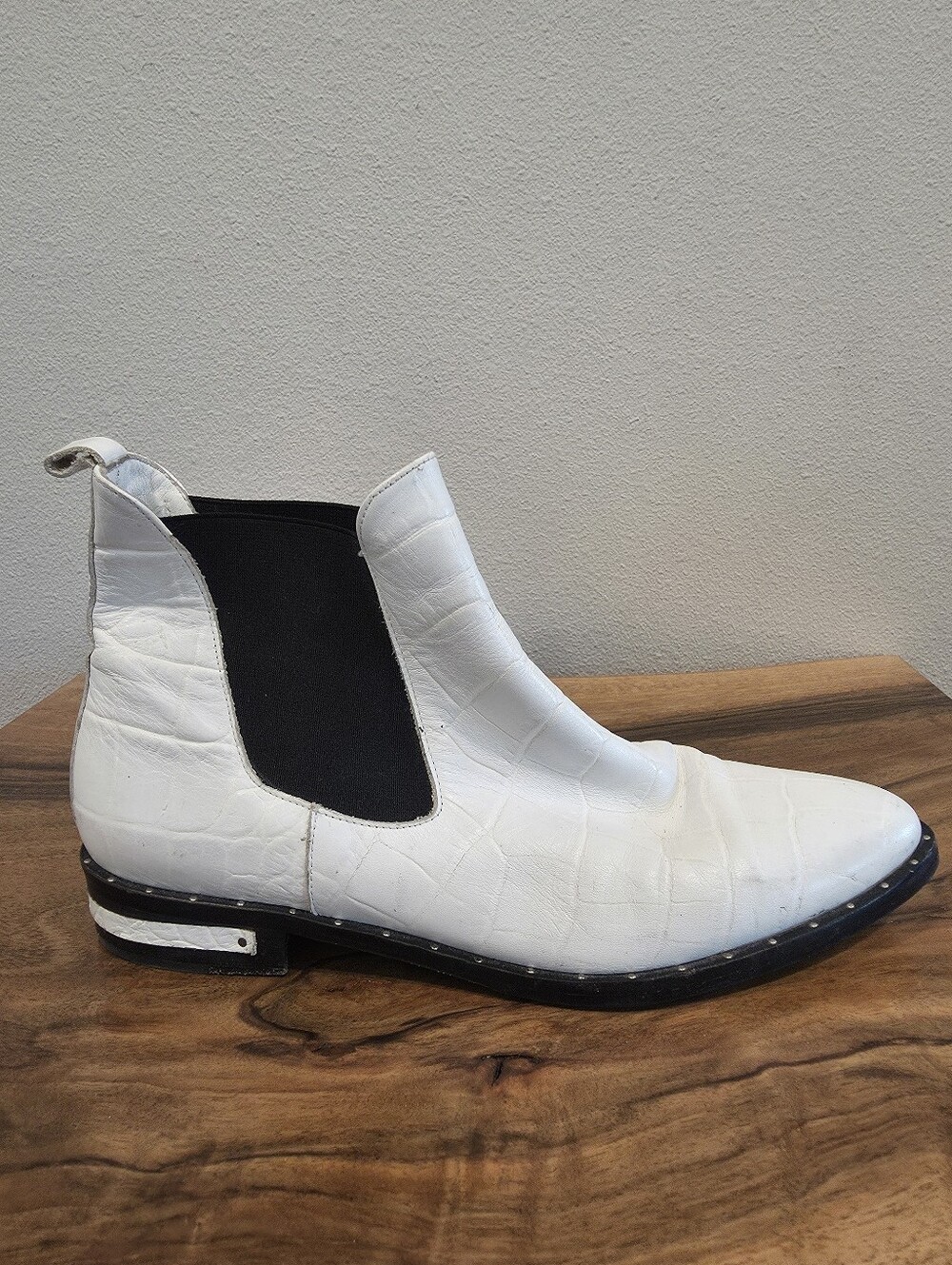 Freda Salvador White Croc Embossed Chelsea Boots - Picture 6 of 14